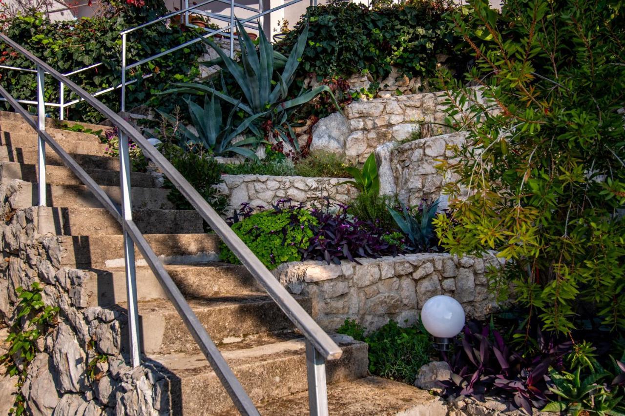 Apartments Tolic Baška Voda Екстериор снимка